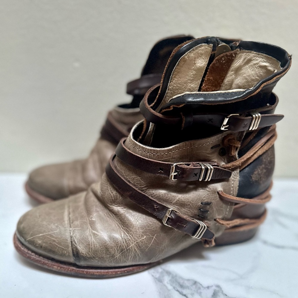 Freebird by Steven CRUE Brown Distressed Leather Booties - Picture 4 of 13